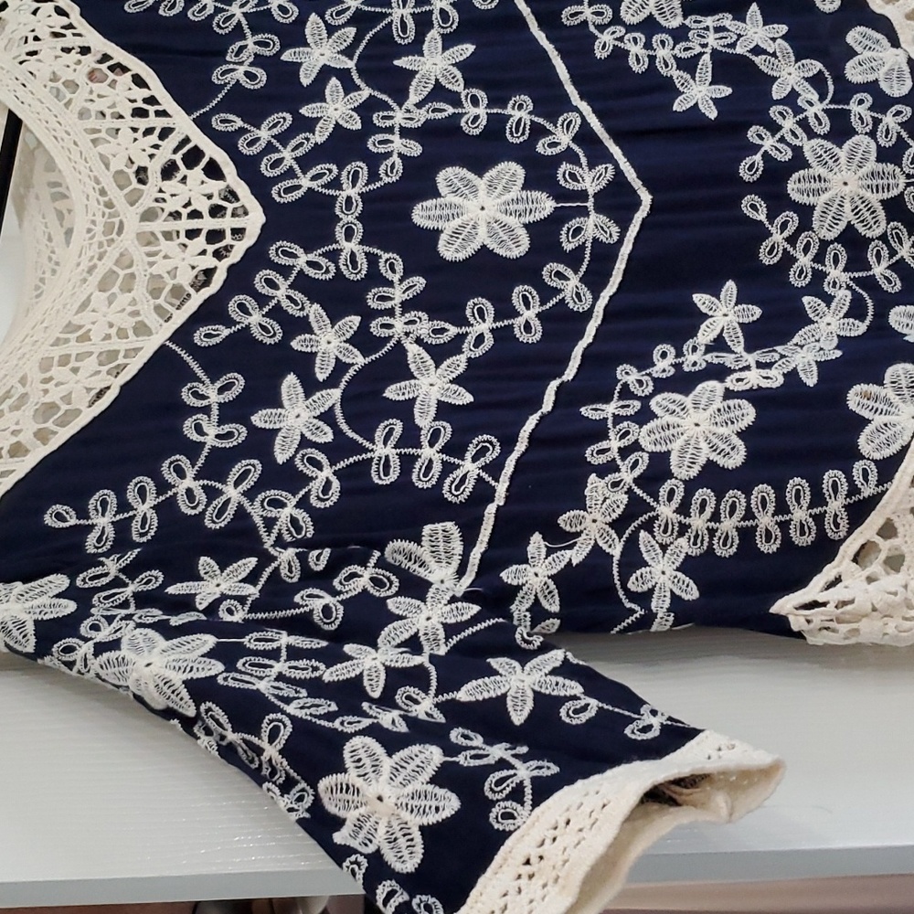 Lace Top - Picture 2 of 4